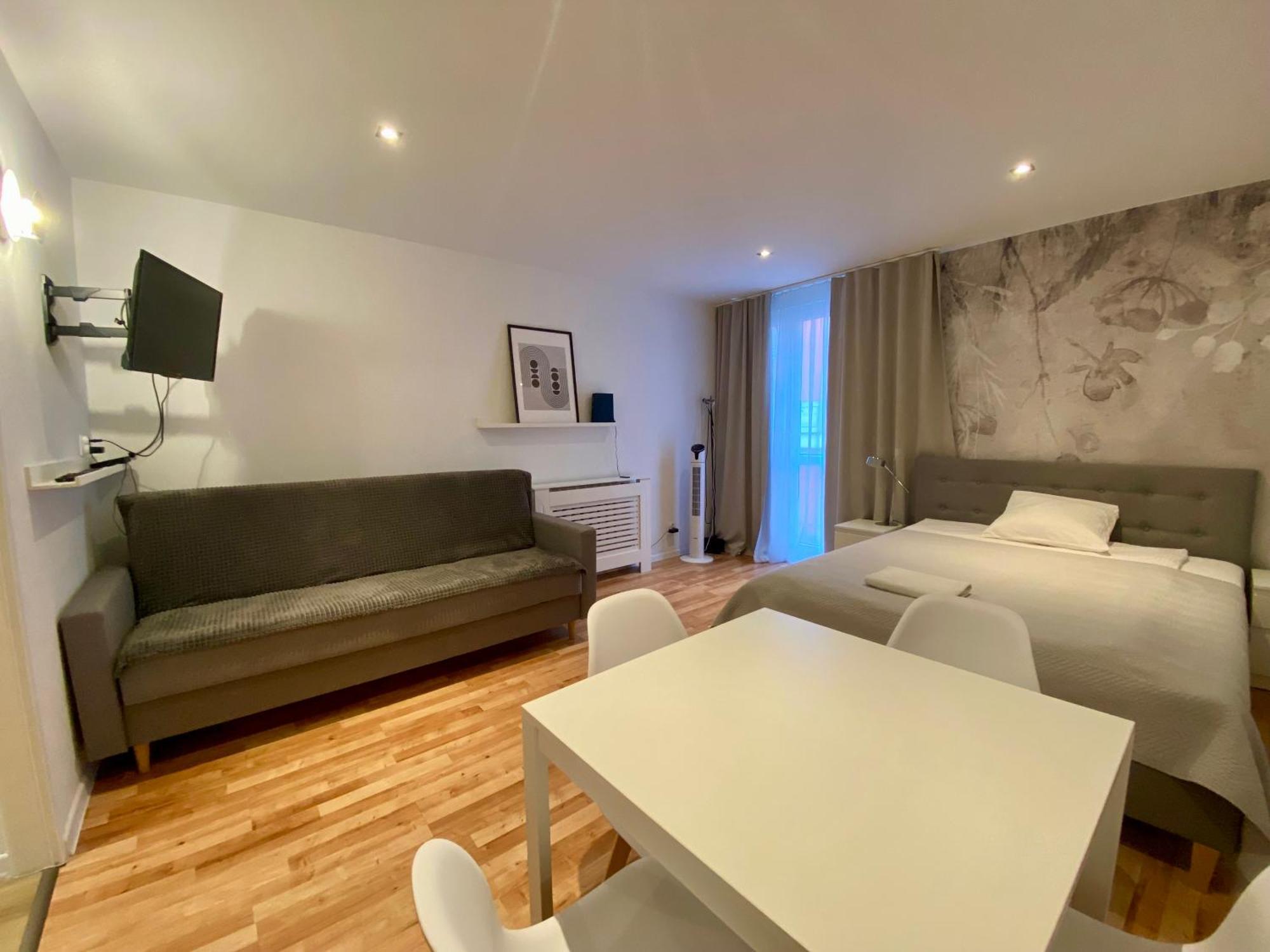 Apartament Kosciuszki City Center By Apartamenty Na Dni Wroclaw Luaran gambar